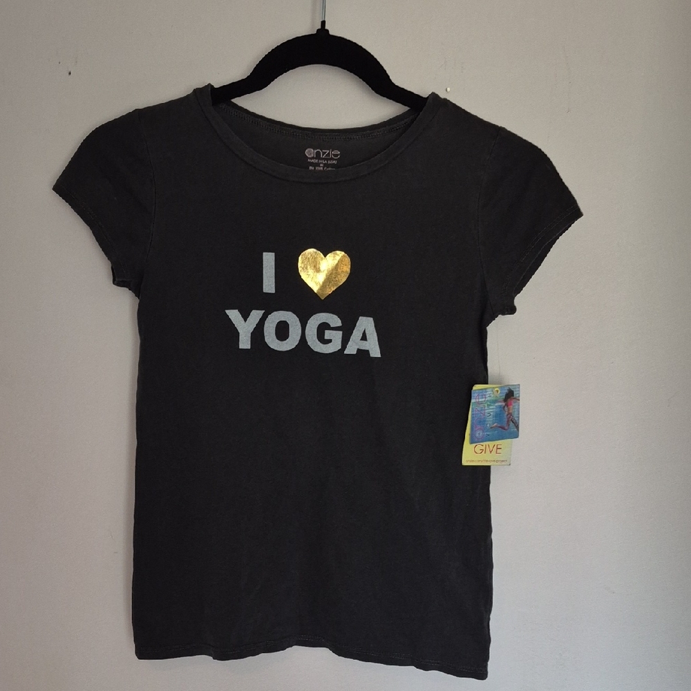 Kids Black T-Shirt with Gold Heart 'I Love Yoga'